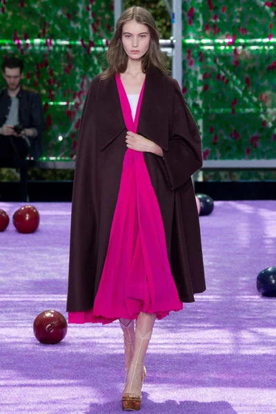 Look 9